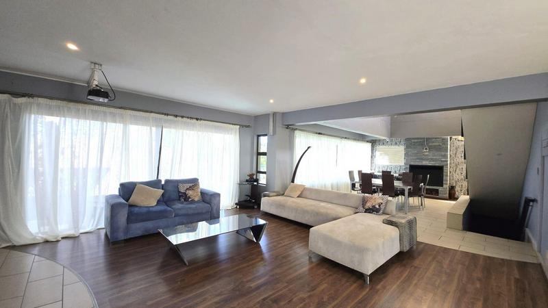 3 Bedroom Property for Sale in Caribbean Beach Club North West